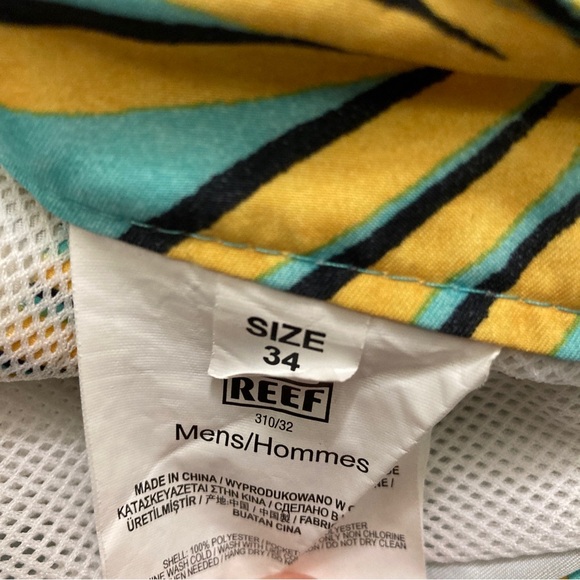 Reef Hawaiian Board Shorts Swim Trunks Floral Size 34 Floral Beach Summer 35x8 - Picture 10 of 10